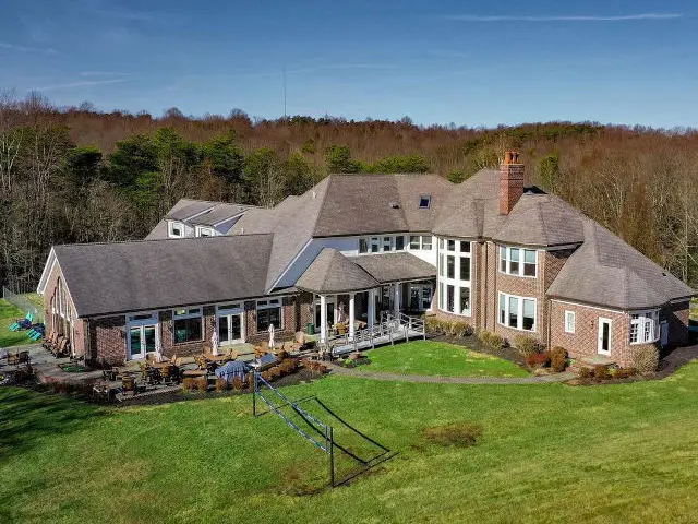 Hocking Manor Hocking Manor