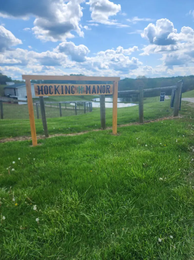 Hocking Manor