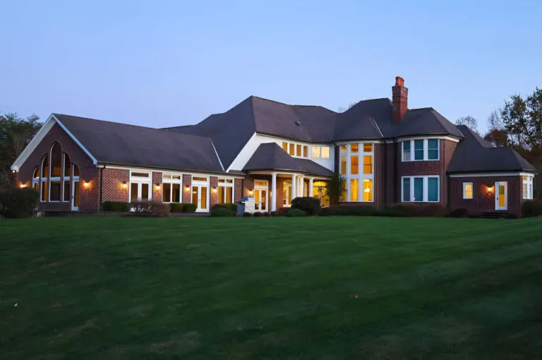 Hocking Manor