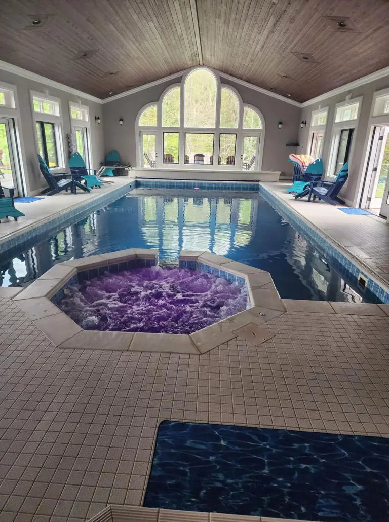 Hocking Manor